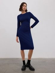 BGN Sukienka w kolorze granatowym rozmiar: 40. Niebieskie sukienki damskie BGN, bez wzorów, bez ramiączek. Za 122.38 zł.
