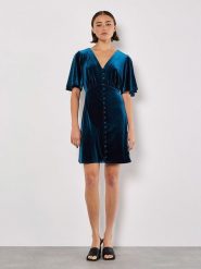 Apricot Aksamitna sukienka w kolorze niebieskim rozmiar: S. Niebieskie sukienki damskie Apricot, bez wzorów, bez ramiączek. Za 69.75 zł.
