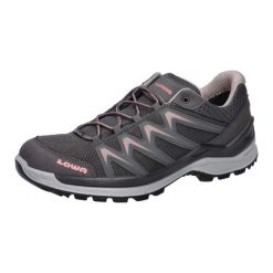 Półbuty LOWA INNOX PRO GTX LO Ws. Szare półbuty damskie Lowa, bez wzorów, z materiału, bez obcasa, bez zapięcia. Za 820.85 zł.