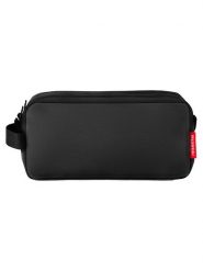 Reisenthel Kosmetyczka w kolorze czarnym - 26 x 12 x 10 cm rozmiar: onesize. Czarne kosmetyczki damskie Reisenthel, bez wzorów, z materiału. Za 92.21 zł.