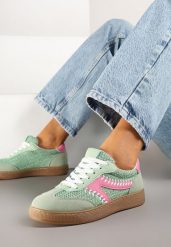 Jasnozielone Sneakersy Kultowe Tenisówki z Ozdobnymi Przeszyciami i Tweedem Koriarea. Zielone obuwie sportowe damskie Born2be, z jeansu, bez zapięcia, tenisowe. Za 89.99 zł.