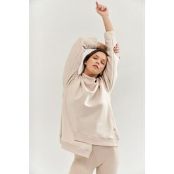 Bluza do jogi Moonholi Comfy Milky Way Sweatshirt z asymetrycznym krojem. Brązowe bluzy damskie MOONHOLI, xs, bez wzorów, bez kaptura. Za 429.00 zł.
