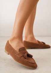 Brązowe Mokasyny VICES z Ażurową Cholewką i Frędzlami Hyrilea. Brązowe mokasyny damskie Renee, z jeansu, bez obcasa. Za 89.99 zł.