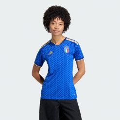 Koszulka podstawowa Włochy 26. Niebieskie koszulki damskie Adidas, bez wzorów, bez kołnierzyka, bez ramiączek. Za 439.00 zł.