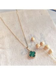 Atelier MIU Pozłacany naszyjnik z zawieszką - dł. 42 cm rozmiar: onesize. Zielone naszyjniki damskie atelier MIU, z perłą, pozłacane. Za 39.99 zł.