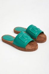 Klapki damskie z rafii DOLCE & GABBANA. Klapki damskie Dolce & Gabbana, bez wzorów, bez obcasa, bez zapięcia. W wyprzedaży za 2,076.75 zł.