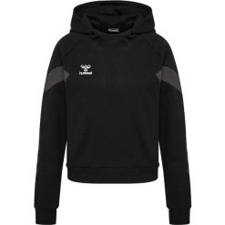 Bluza z kapturem dla kobiet Hummel Travel. Czarne bluzy damskie Hummel, bez wzorów, z kapturem. Za 236.50 zł.