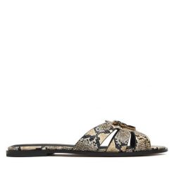 Klapki PINKO. Brązowe klapki damskie Pinko, bez wzorów, bez obcasa, bez zapięcia. Za 919.99 zł.