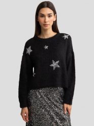 Sweter damski z dodatkiem wełny z aplikacją czarny Starlia 906. Czarne swetry klasyczne damskie Big Star, l, z materiału, bez kołnierzyka. W wyprzedaży za 199.99 zł.