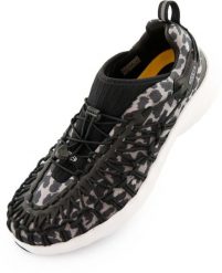 Keen Uneek damskie sandały Animal Print Black White. Czarne sandały damskie 909, bez wzorów, z gumy, bez obcasa, bez zapięcia. Za 481.99 zł.