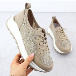 Półbuty damskie sneakersy z koronką beżowe Vinceza 66783. Brązowe półbuty damskie VINCEZA, bez wzorów, z koronki, bez obcasa, bez zapięcia. Za 103.50 zł.