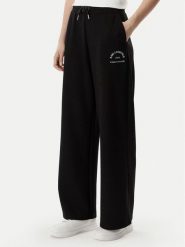 KARL LAGERFELD Spodnie dresowe B2W10145 Czarny Regular Fit. Czarne spodnie dresowe damskie KARL LAGERFELD, m, bez wzorów, z dresówki. Za 649.99 zł.