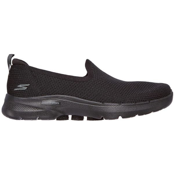 Buty sportowe damskie Skechers Go Walk 6 Clear Vi. Czarne obuwie sportowe casual damskie Skechers, trekkingowe, Skechers Sport. Za 390.00 zł.