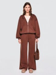 Bluza damska rozpinana z kapturem brązowa Marta 804. Brązowe bluzy damskie Big Star, l, bez wzorów, z dzianiny, z kapturem. Za 249.99 zł.
