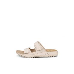 Kobiece klapki na koturnie Ecco Cozmo Strap. Brązowe klapki damskie ECCO, bez wzorów, ze skóry, bez obcasa, na koturnie, bez zapięcia. Za 424.60 zł.