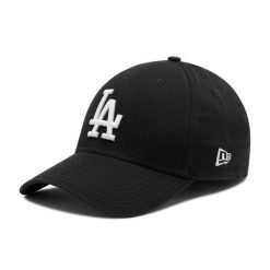 Czapka z daszkiem New Era. Czarne czapki z daszkiem damskie New Era, bez wzorów. Za 109.99 zł.