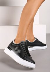 Czarne Sneakersy na Płaskiej Podeszwie Ozdobione Metalicznymi Elementami i Wstawkami Kalelia. Czarne obuwie sportowe damskie Renee, z jeansu, bez zapięcia. Za 79.99 zł.