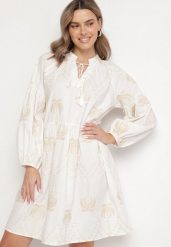 Biała Bawełniana Sukienka w Palmy z Wiązaniem Evivirae. Białe sukienki damskie Born2be, bez wzorów, z bawełny, eleganckie, bez ramiączek. W wyprzedaży za 161.49 zł.