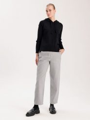 BGN Sweter w kolorze czarnym rozmiar: 38. Czarne swetry klasyczne damskie BGN, z wełny, bez kołnierzyka. Za 109.78 zł.