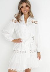 Biała Sukienka Koszulowa Semiphae. Białe sukienki damskie Born2be, z aplikacjami, eleganckie, bez ramiączek. Za 209.99 zł.