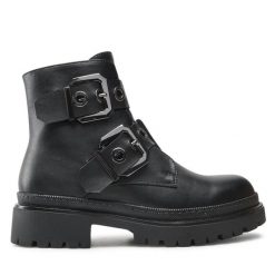 Botki DeeZee. Czarne botki damskie DeeZee, bez obcasa, na płaskiej podeszwie, bez zapięcia. Za 119.99 zł.
