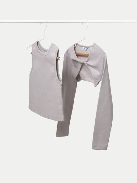 Mayoral Bluzka 6150 Szary Regular Fit. Szare bluzki i koszule dziewczęce Mayoral, bez wzorów, z bawełny, bez kołnierzyka, bez ramiączek. Za 79.99 zł.