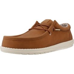 Tenisówki Hey Dude Model Wally Classic Kolor Brązowy. Brązowe trampki damskie Hey dude, bez wzorów, z materiału, bez zapięcia. Za 348.60 zł.