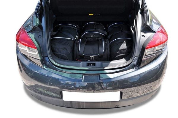 Torby Do Bagażnika Renault Megane Coupe 2008-2016 4Szt Kjust. Czarne torby podróżne KJUST, bez wzorów, z kauczuku. Za 1,196.00 zł.