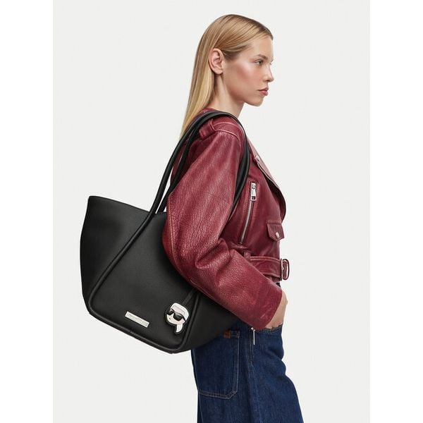 Torebka KARL LAGERFELD. Czarne shopper bag KARL LAGERFELD, bez wzorów, bez dodatków. Za 999.99 zł.