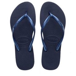 Klapki Havaianas Model 4000030 Kolor Niebieski. Niebieskie klapki damskie Havaianas, bez wzorów, z gumy, bez obcasa, bez zapięcia. Za 94.99 zł.