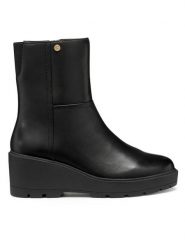Geox Botki D Miereille D563VA 00043 C9999 Czarny. Czarne botki damskie Geox, ze skóry, bez obcasa, na koturnie, bez zapięcia. Za 539.99 zł.