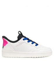 Geox Sneakersy J Washiba Fast In Girl J65NSA 05415 C0404 M Biały. Białe trampki dziewczęce Geox, bez wzorów, ze skóry, bez zapięcia. Za 249.99 zł.