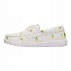 HeyDude Damskie Mokasyny Wendy CRU Embroidered. Białe mokasyny damskie Hey dude, z materiału, bez obcasa. Za 299.00 zł.