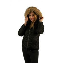 Kurtka przeciwdeszczowa dla kobiet do jazdy konnej Flags&Cup Forssa. Czarne kurtki damskie FLAGS&CUP, na zimę, bez wzorów, bez kaptura. Za 845.00 zł.