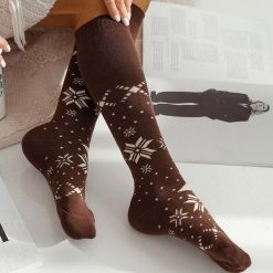 Podkolanówki damskie frotte Gwiazdki 1106 br/wh. Brązowe skarpetki damskie Milena, bez wzorów, z bawełny. Za 34.00 zł.