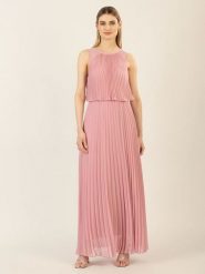 APART Sukienka w kolorze jasnoróżowym rozmiar: 44. Różowe sukienki damskie Apart, bez wzorów, bez ramiączek. Za 292.61 zł.