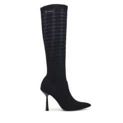 Kozaki KARL LAGERFELD. Czarne kozaki damskie KARL LAGERFELD, bez obcasa, na szpilce, bez zapięcia. Za 879.99 zł.