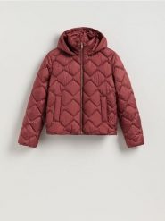 Pikowana kurtka z kapturem - jasnofioletowy. Fioletowe kurtki damskie Reserved, l, bez wzorów, z tkaniny, z kapturem. Za 149.99 zł.