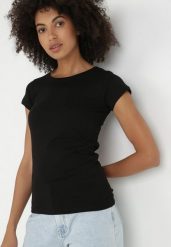 Czarny T-shirt Himenara. Czarne t-shirty damskie Born2be, s, bez wzorów, z dzianiny, bez kołnierzyka. Za 29.99 zł.