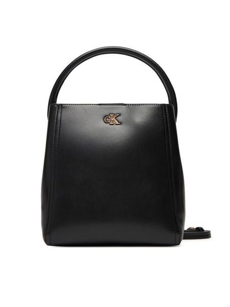 Calvin Klein Torebka Ck Bucket With Strap LV04F3174G Czarny. Czarne torebki klasyczne damskie Calvin Klein, ze skóry, bez dodatków. Za 389.99 zł.
