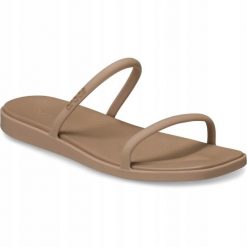 Klapki Dla Dorosłych Crocs Miami Two Strap. Brązowe klapki damskie Crocs, bez wzorów, z materiału, bez obcasa, bez zapięcia. Za 199.99 zł.