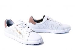 FILIPPO DP6738/26 WH/BE biały beżowy, półbuty damskie. Białe półbuty damskie Filippo, bez wzorów, ze skóry, bez obcasa, bez zapięcia. Za 157.17 zł.