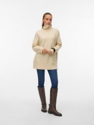 Vero Moda Sweter w kolorze beżowym rozmiar: XL. Brązowe golfy damskie Vero Moda, s, bez wzorów, z materiału, bez ramiączek. Za 86.99 zł.
