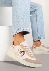 Ciemnobeżowe Sneakersy Klasyczne Tenisówki z Abstrakcyjną Aplikacją Ailinne. Brązowe obuwie sportowe damskie Renee, z jeansu, bez zapięcia, tenisowe. Za 74.99 zł.