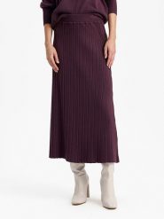 BGN Spódnica w kolorze fioletowym rozmiar: 40. Różowe spódnice damskie BGN, na imprezę, bez wzorów, z wełny, maxi. Za 87.19 zł.