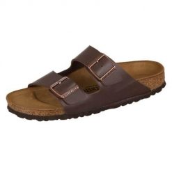Klapki damskie Birkenstock Arizona Dunkelbraun Birkoflor. Brązowe klapki damskie Birkenstock, bez wzorów, z materiału, bez obcasa, bez zapięcia. Za 349.00 zł.