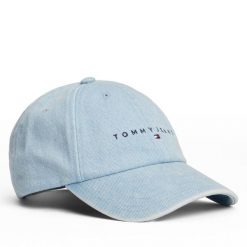 Czapka z daszkiem Tommy Jeans. Niebieskie czapki z daszkiem damskie Tommy Jeans, bez wzorów, z denimu. Za 119.99 zł.
