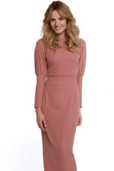 Elegancka długa sukienka ołówkowa z rozcięciem pudrowa. Sukienki damskie Sukienki.shop, bez wzorów, eleganckie, bez ramiączek. Za 409.00 zł.