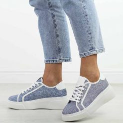 Niebieskie sneakersy damskie McBraun 23356. Niebieskie obuwie sportowe damskie McBraun, na jesień, z jeansu, bez zapięcia. Za 99.00 zł.