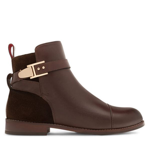 Botki Sergio Bardi. Brązowe botki damskie Sergio Bardi, bez obcasa, na płaskiej podeszwie, bez zapięcia. Za 263.99 zł.